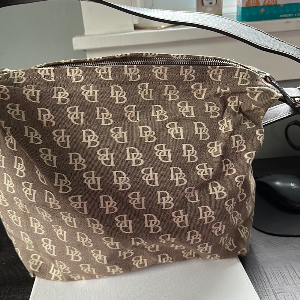 Dooney and Bourke canvas and leather bag EUC - Picture 6 of 13